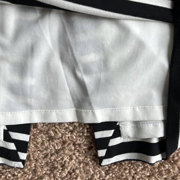 - WHBM Straight Skirt - Size 8 - Picture 3 of 14